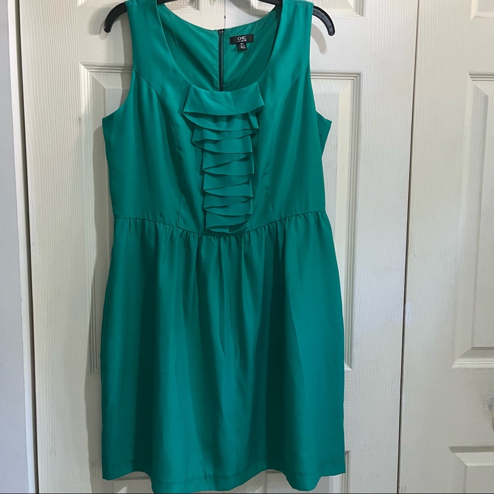 Chic by Jacob Sleeveless Green Emerald Midi dress in Size Large